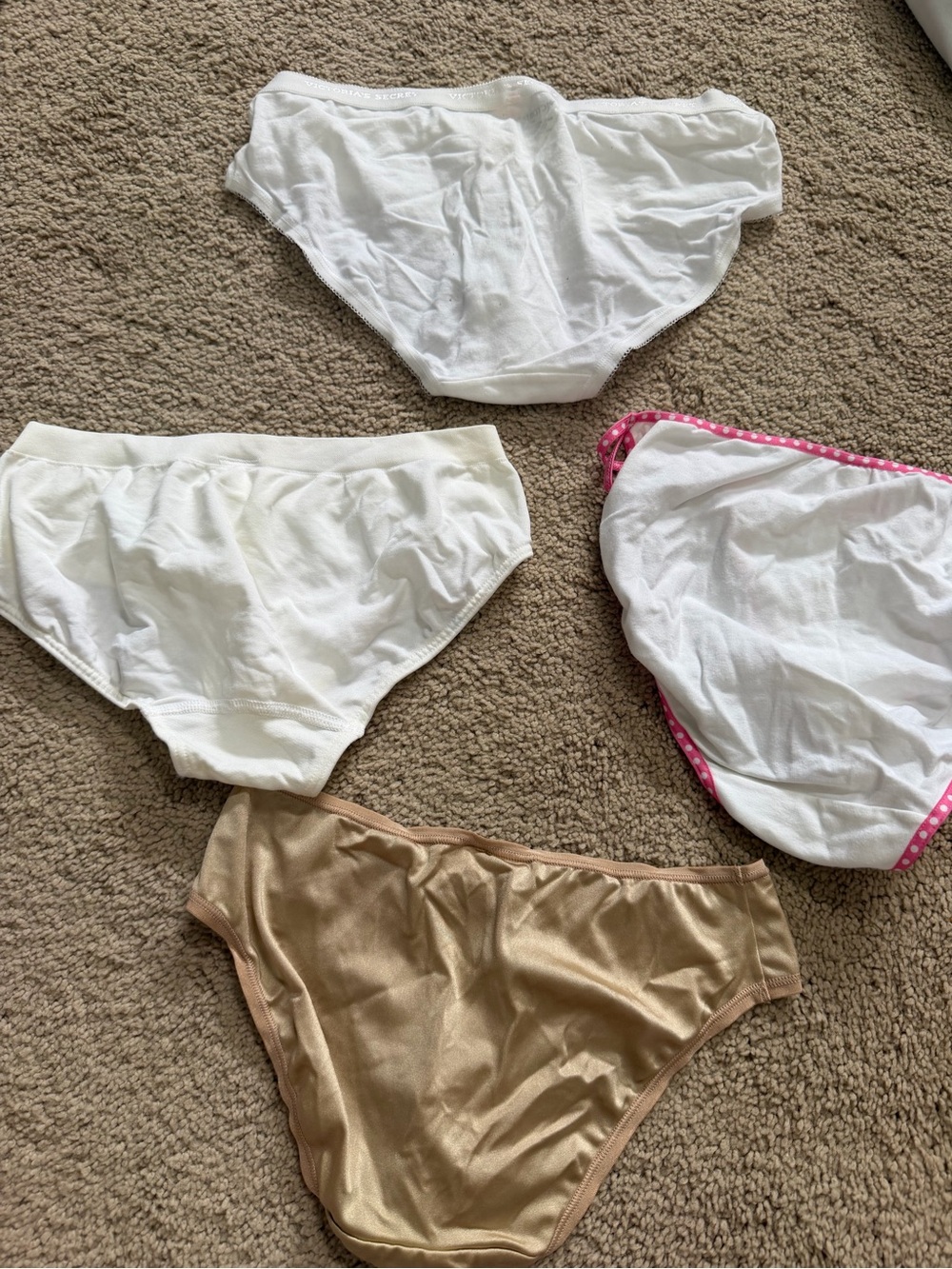 Victoria’s Secret Panty Bundle Size S NWT 4 Piece Bikini Underwear - Picture 7 of 9